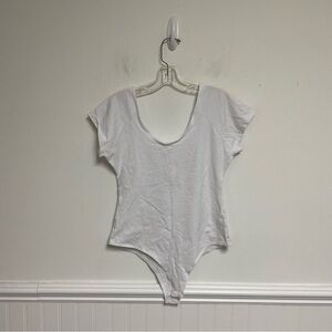 Sunro White Short Sleeve Bodysuit Snap Bottom Size Large